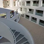 Irenaz Lejlighedshotel 3*